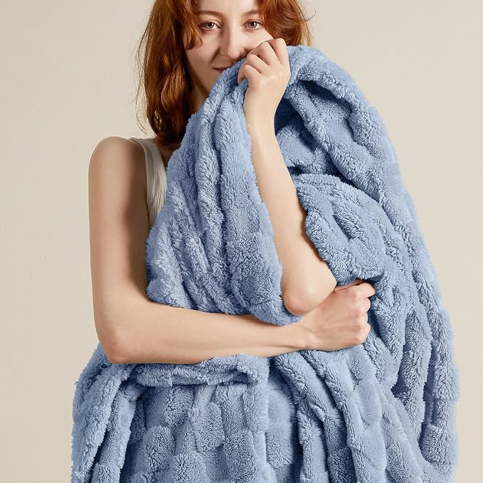 Bedsure GentleSoft Twin Blanket by BEDSURE