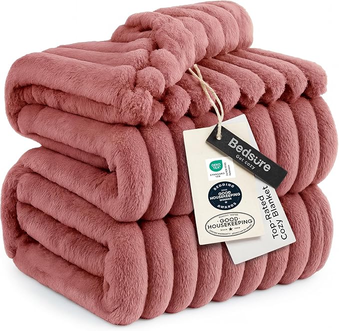 Bedsure GentleSoft Dusty Pink Fleece Queen Blanket by BEDSURE