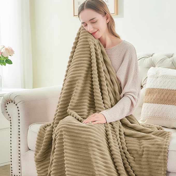 BEDELITE Fleece Blanket Twin Size – 3D Ribbed Jacquard Soft and Warm Decorative - Image 3