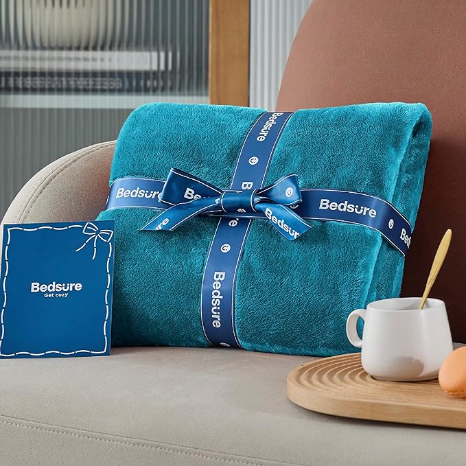 Bedsure GentleSoft Fleece Blankets Queen Size Teal - Image 7
