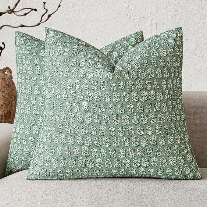 Foindtower Set of 2 Decorative Vintage Floral Print Throw Pillow Covers Neutral by Foindtower