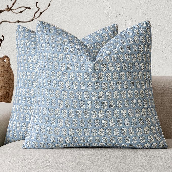 Foindtower Set of 2 Decorative Vintage Floral Print Throw Pillow Covers Neutral by Foindtower