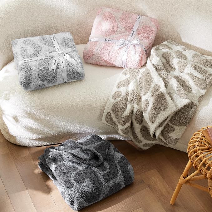 Bedsure Leopard Throw Blanket for Couch, Knit Plush Throw Blanket - Image 6